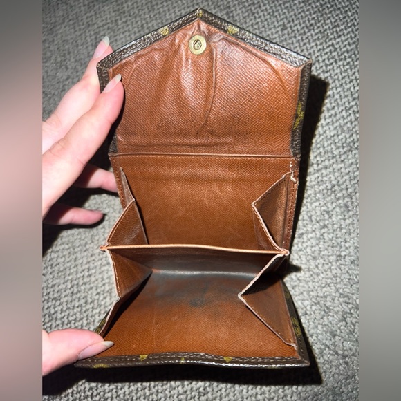 Louis Vuitton Monogram Canvas Monnaie Double Snap Wallet - Picture 8 of 8